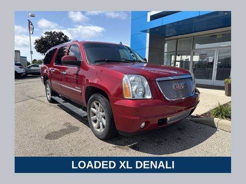 Used 2014 GMC Yukon XL Denali AWD/4WD image 1