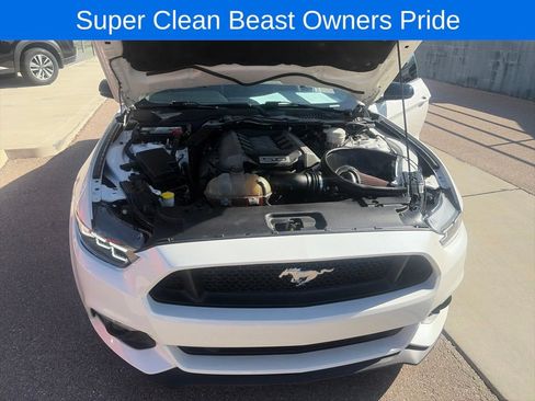 Used 2017 Ford Mustang GT RWD image 39