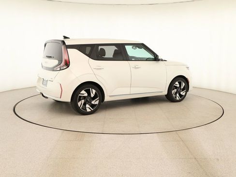 Used 2023 Kia Soul GT-Line FWD image 7