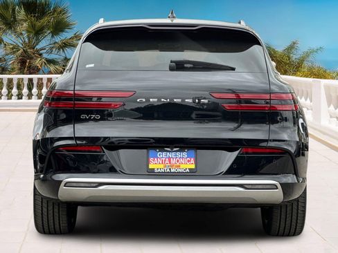 Used 2023 Genesis Electrified GV70 Prestige w/ Prestige Package image 6