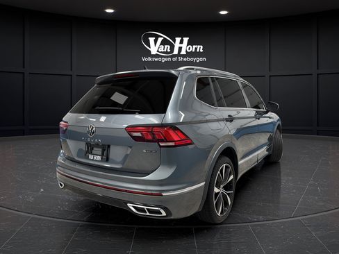 Used 2023 Volkswagen Tiguan SEL R-Line AWD/4WD image 7