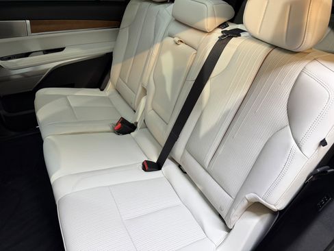 New 2026 Cadillac Vistiq Luxury AWD/4WD image 44