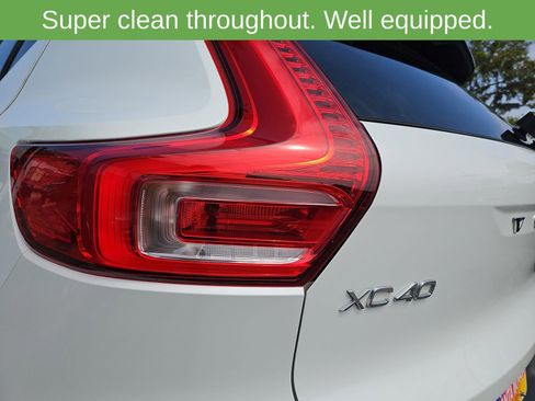 Used 2019 Volvo XC40 T5 R-Design AWD/4WD image 38