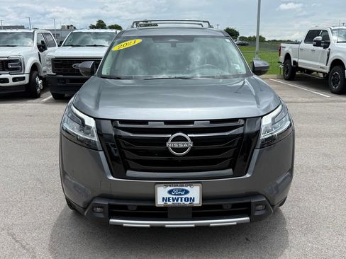 Used 2023 Nissan Pathfinder Platinum AWD/4WD image 42