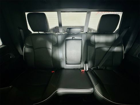 New 2025 RAM 3500 Laramie image 10