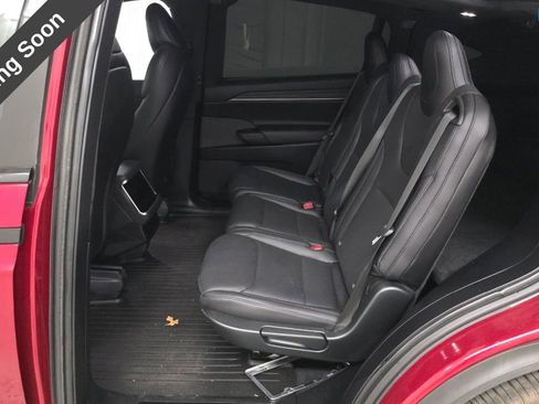 Used 2023 Tesla Model X Standard Range image 13