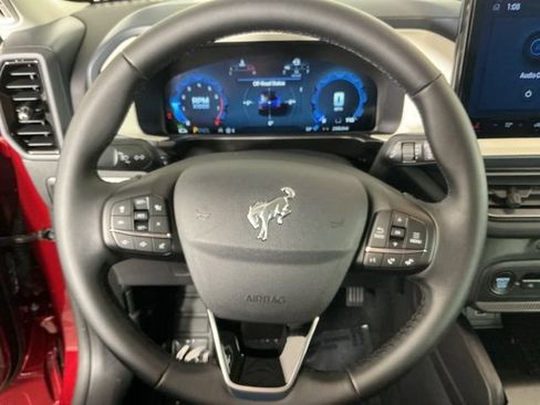 Used 2025 Ford Bronco Sport Heritage w/ Convenience Package AWD/4WD image 16