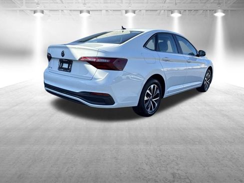 Used 2024 Volkswagen Jetta S FWD image 6