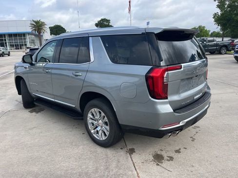 Used 2025 GMC Yukon Denali AWD/4WD image 5