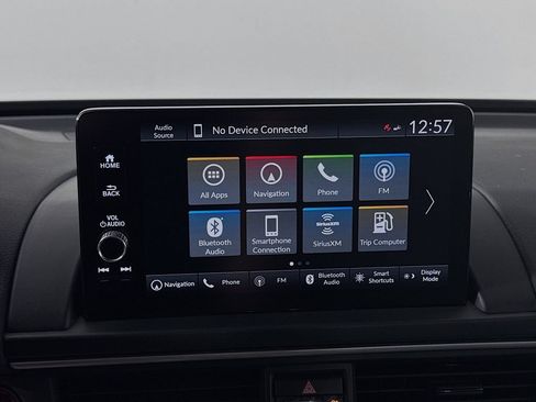 Certified 2025 Honda Pilot Touring image 14