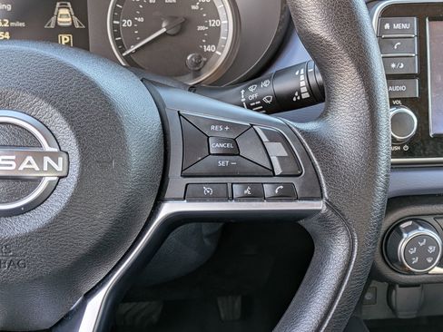 Used 2024 Nissan Versa SV image 16