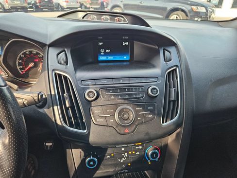 Used 2018 Ford Focus ST FWD image 13