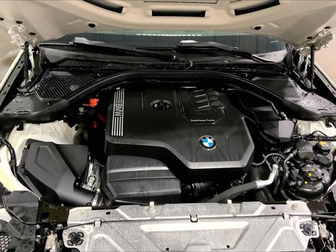 Used 2020 BMW 330i xDrive Sedan w/ Convenience Package AWD/4WD image 32