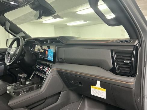 New 2026 GMC Sierra 1500 AT4 w/ AT4 Premium Package AWD/4WD image 30