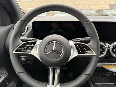 New 2026 Mercedes-Benz GLA 250 4MATIC image 13