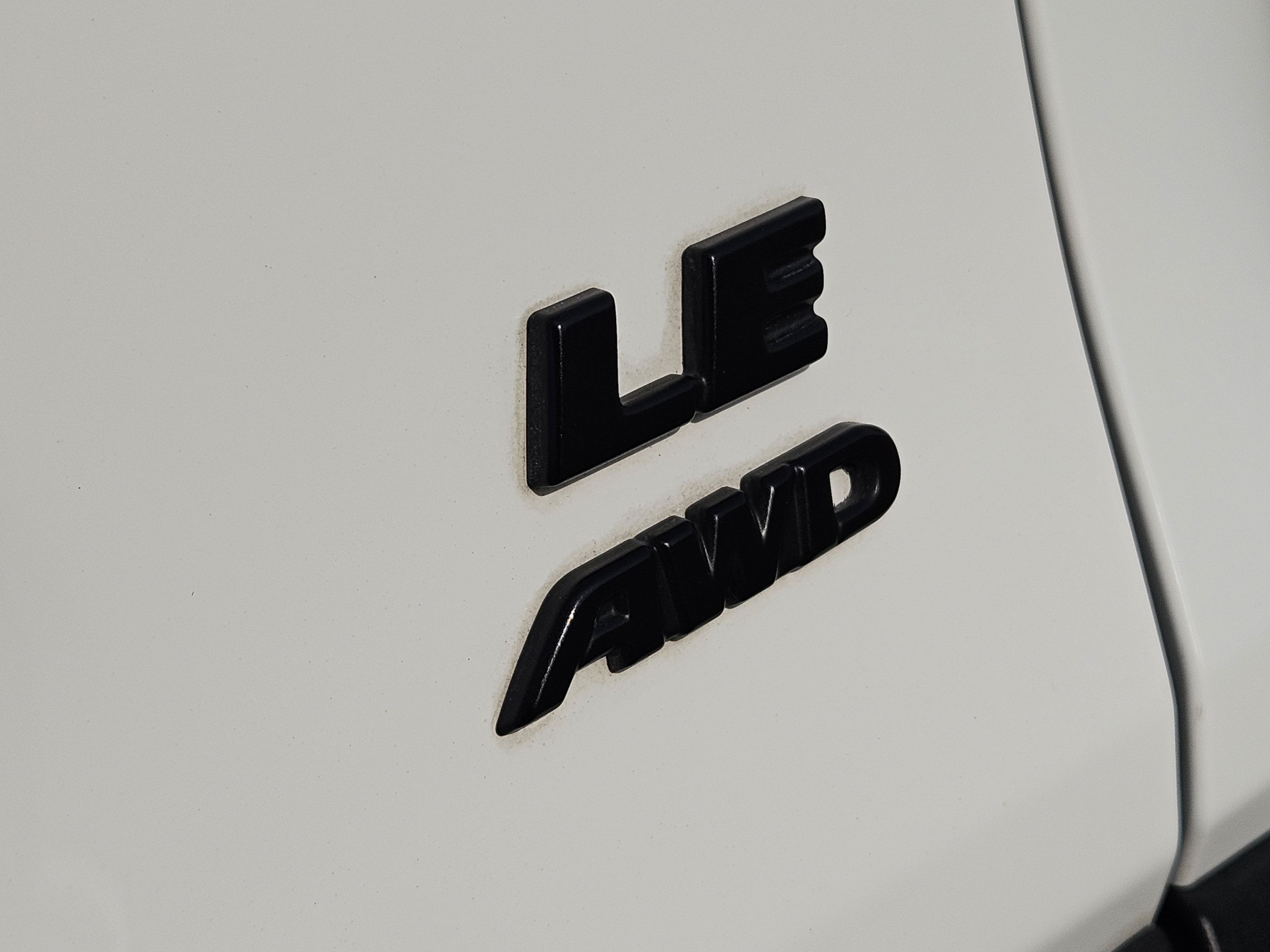 Used 2021 Toyota RAV4 LE AWD/4WD image 33