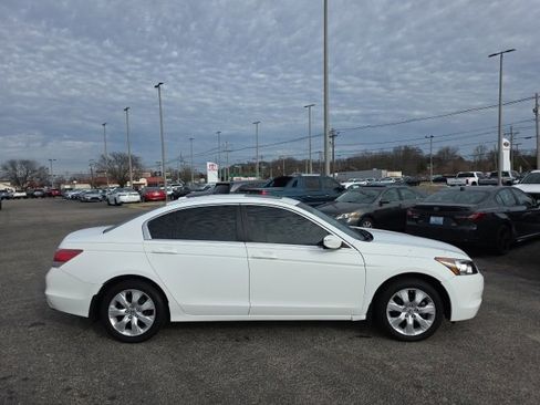 Used 2010 Honda Accord EX-L image 4