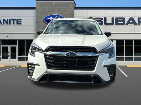 New 2025 Subaru Ascent Limited image 2