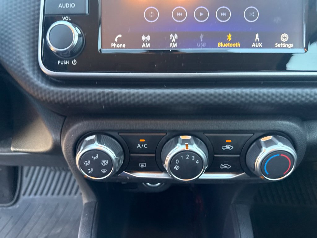 Certified 2025 Nissan Kicks Play S FWD image 15