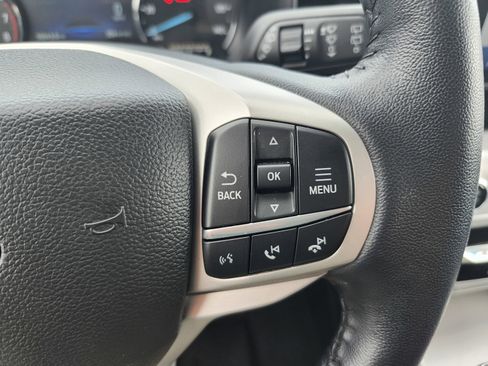 Used 2023 Ford Explorer XLT w/ Equipment Group 202A image 13