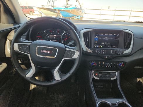Used 2023 GMC Terrain SLT w/ LPO, Floor Liner Package FWD image 11