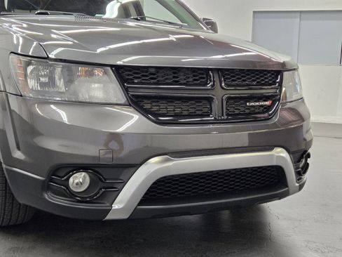 Used 2018 Dodge Journey Crossroad FWD image 5