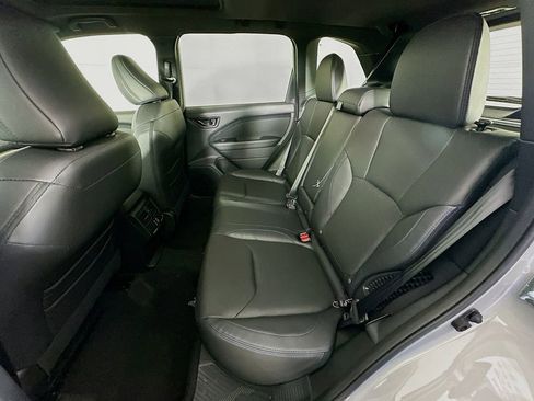 New 2025 Subaru Forester Limited image 32