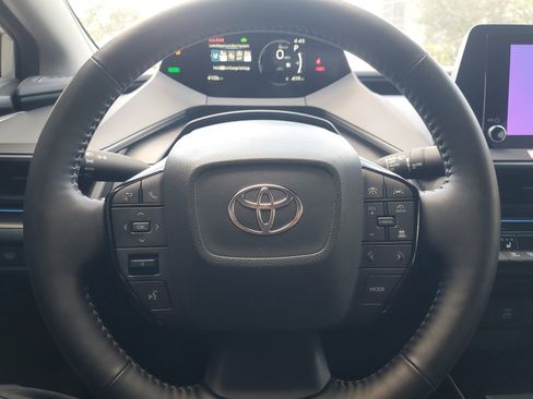 Certified 2025 Toyota Prius Limited image 20