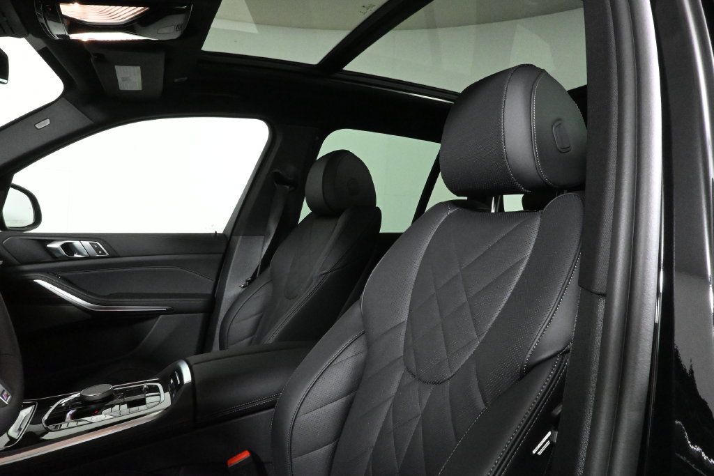 Used 2026 BMW X5 xDrive50e w/ M Sport Package AWD/4WD image 17
