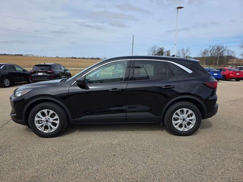 Used 2023 Ford Escape Active image 30