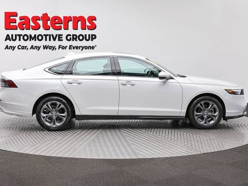 Used 2024 Honda Accord EX image 4
