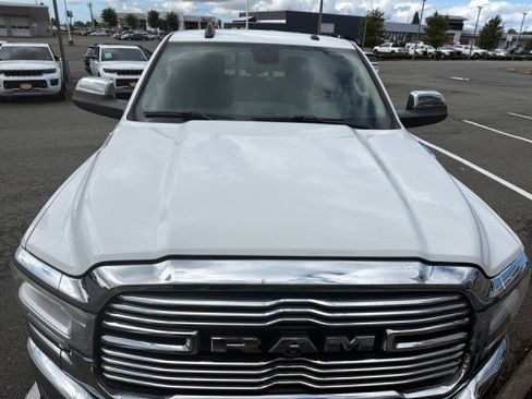 Used 2021 RAM 3500 Laramie AWD/4WD image 3