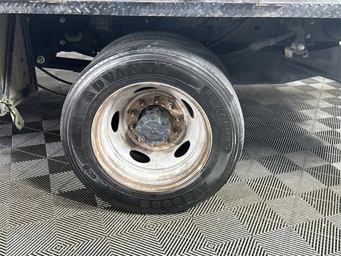 Used 2019 Ford F450 XL w/ Power Equipment Group image 32