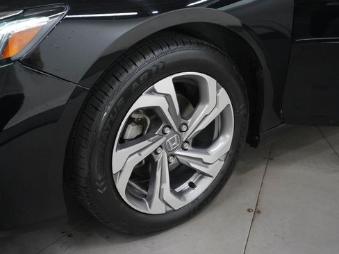Used 2018 Honda Accord EX-L image 26