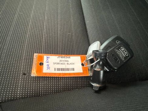 Used 2018 Kia Sportage LX AWD/4WD image 30
