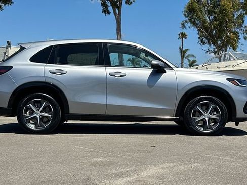 Used 2024 Honda HR-V EX-L image 3