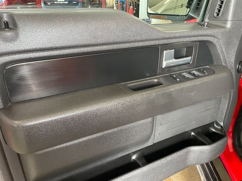 Used 2013 Ford F150 FX4 w/ FX Appearance Pkg AWD/4WD image 27
