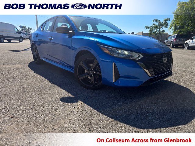 Used 2024 Nissan Sentra SR FWD image 1