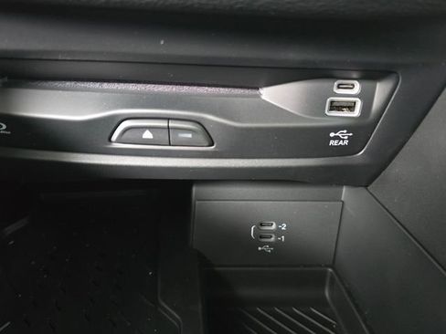 New 2026 Chrysler Pacifica Pinnacle AWD/4WD image 17