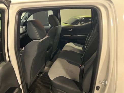 Used 2023 Toyota Tacoma TRD Sport image 26