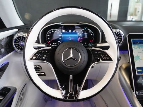 New 2026 Mercedes-Benz Maybach SL 680 image 20