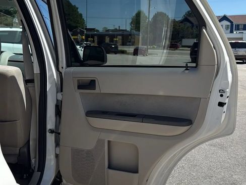 Used 2012 Ford Escape XLT image 33