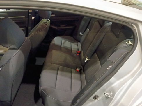 Used 2022 Nissan Altima 2.5 SV FWD image 16