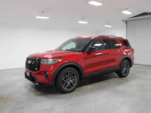 New 2026 Ford Explorer ST AWD/4WD image 3