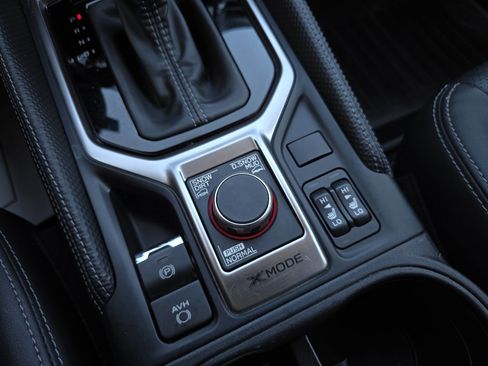 Used 2020 Subaru Forester Limited image 22