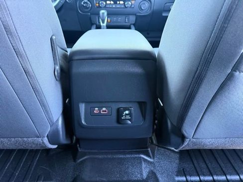 Used 2023 Nissan Frontier SV w/ Technology Package image 25