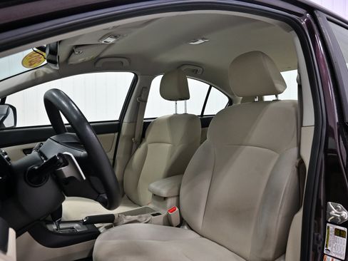 Used 2013 Subaru Impreza 2.0i Premium w/ All-Weather Pkg AWD/4WD image 6