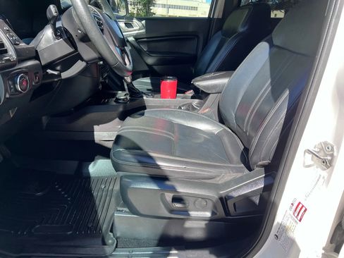 Used 2019 Ford Ranger Lariat w/ FX4 Off-Road Package AWD/4WD image 9