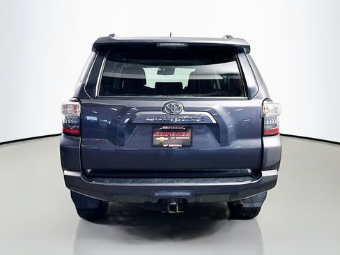 Used 2022 Toyota 4Runner SR5 Premium image 7