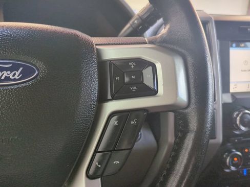 Used 2018 Ford F150 Lariat RWD image 32